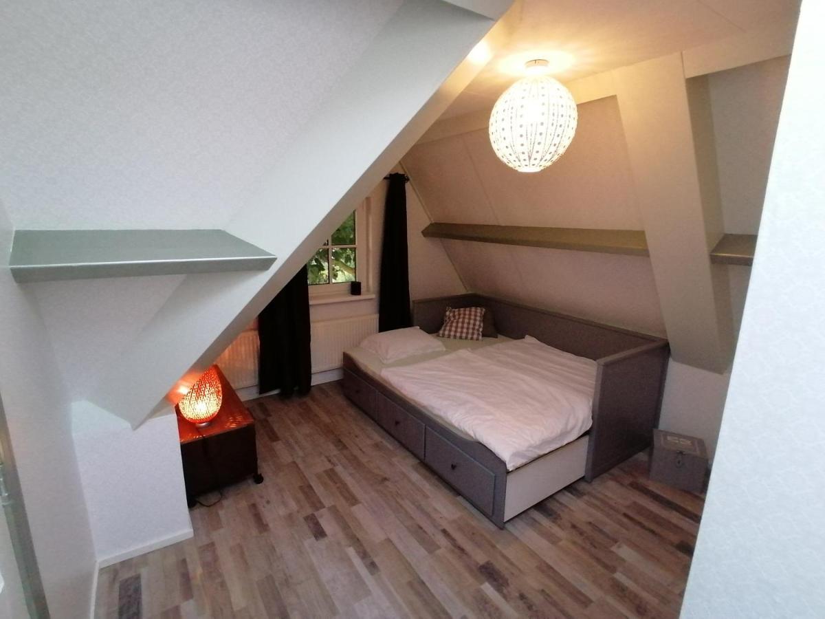 Chez Bob Bed & Breakfast Bovenkarspel Dış mekan fotoğraf