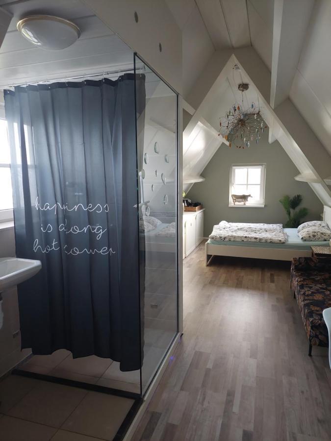 Chez Bob Bed & Breakfast Bovenkarspel Dış mekan fotoğraf